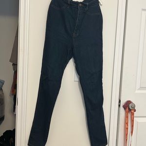Fashion nova famous jeans!